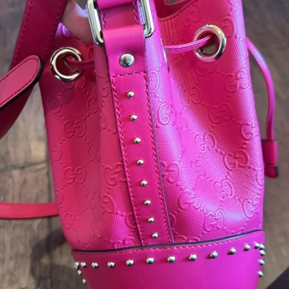 Stunning Gucci GG Guccissima Studded Bucket Bag - Picture 14 of 16